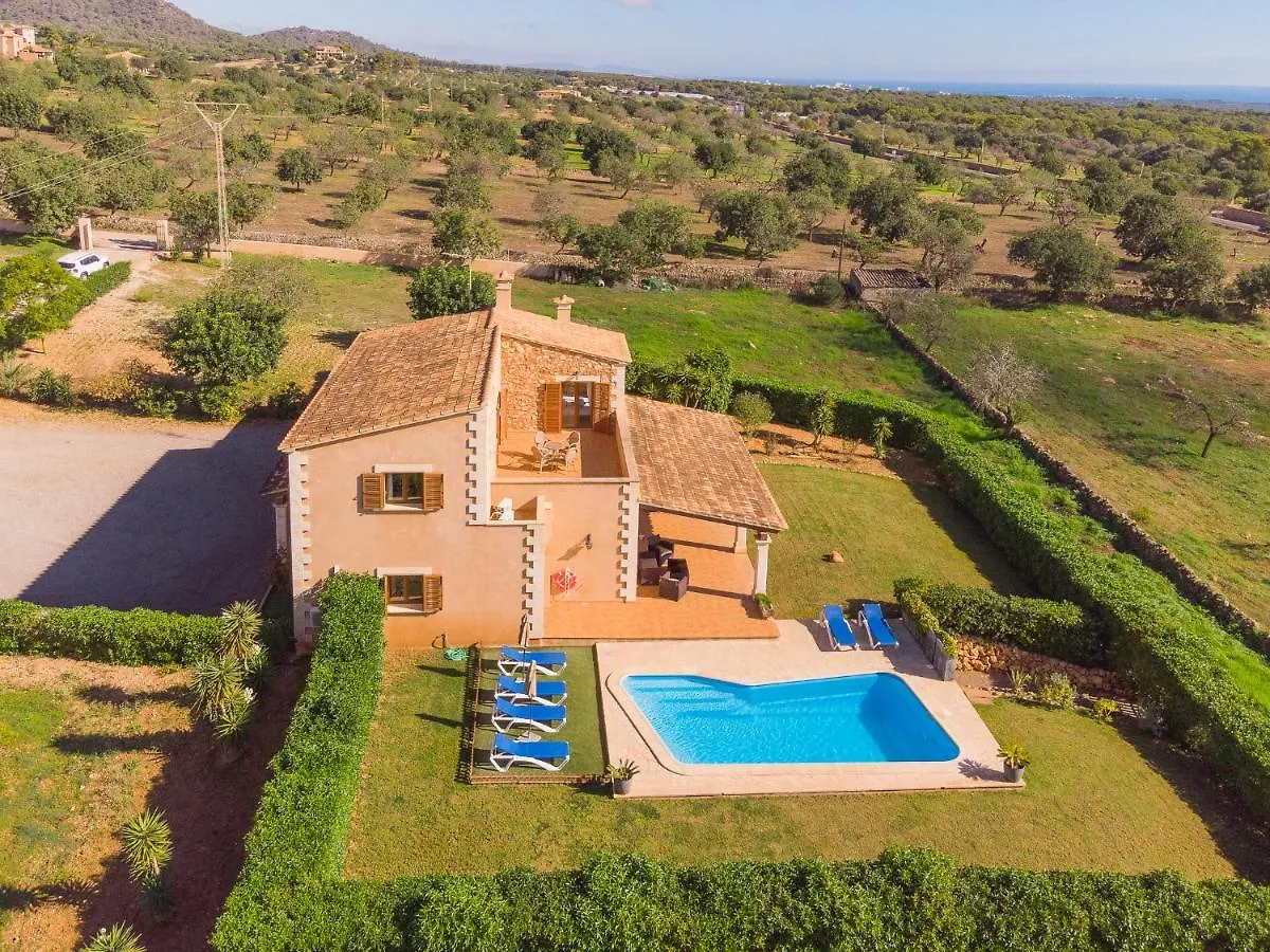 Finca Roca Blanca S'Horta