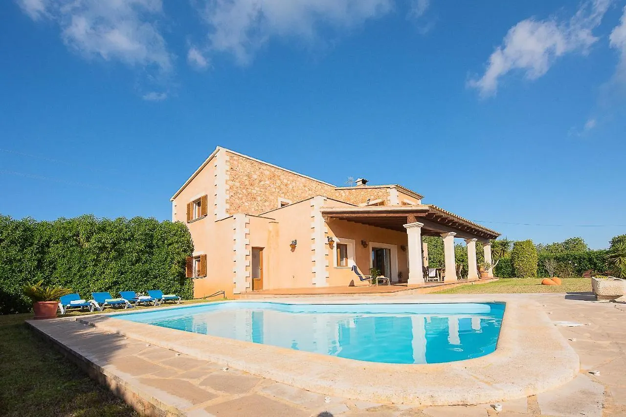 Finca Roca Blanca S'Horta