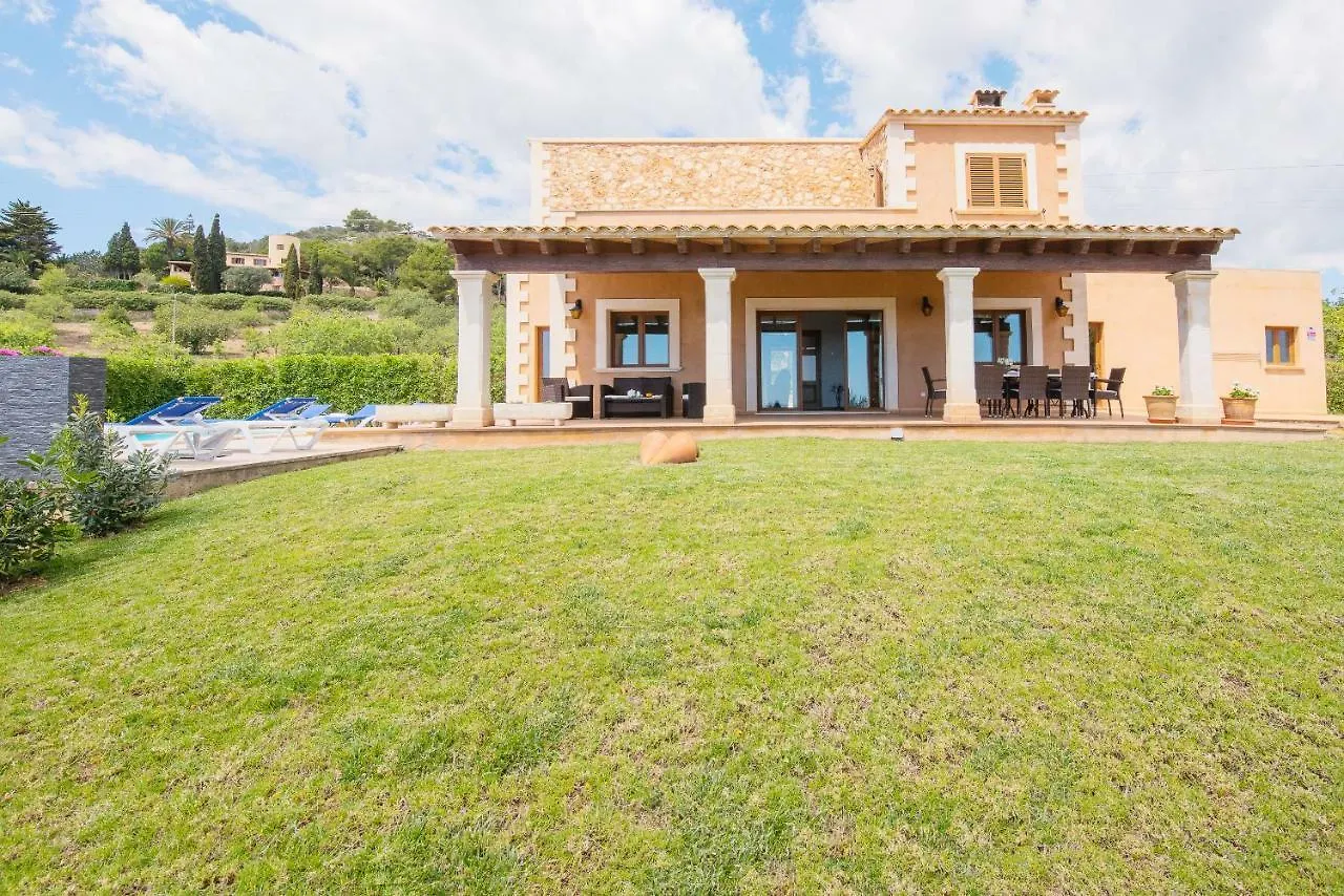 Finca Roca Blanca S'Horta Holiday home