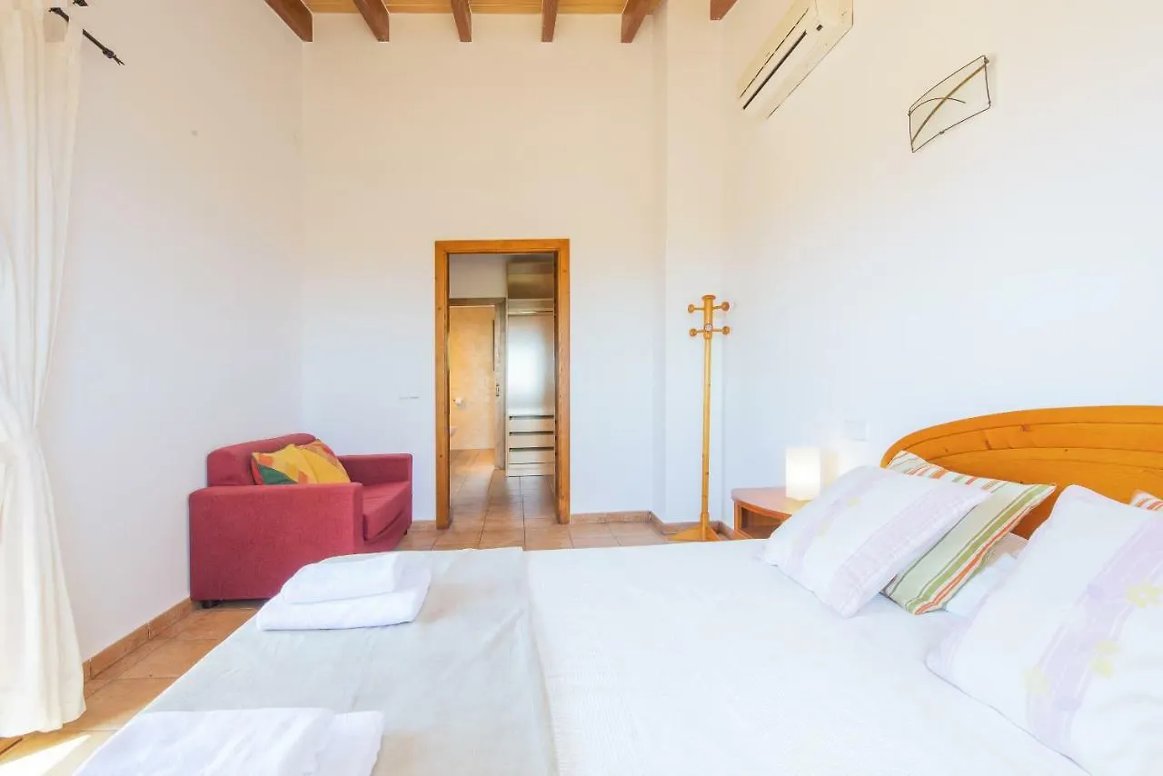Finca Roca Blanca S'Horta 0*,